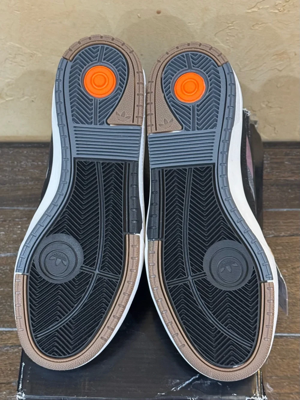 adidas tyshawn ii